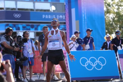 Daniel Pintado a lo Cristiano Ronaldo en el festejo.