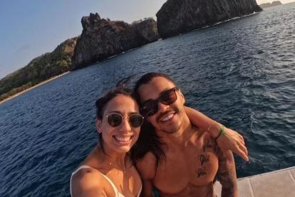 Vieira junto a su pareja Gustavo Santos.