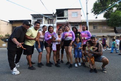 Las subcampeonas se tomaron la respectiva foto luego de finalizado el partido.