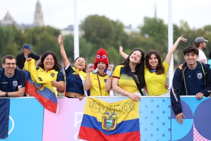 La algarabía y los gritos de hinchas ecuatorianos fueron evidentes.