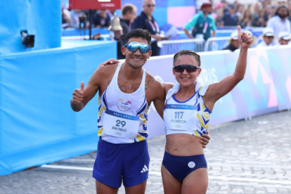 Daniel Pintado y Glenda Morejón se abrazaron tras el triunfo.