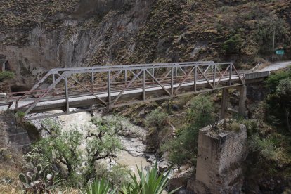 En este lugar fue de donde arrojaron al taxista.