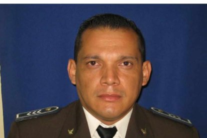 Carlos Atanacio Brunis Angueta, sargento segundo de Policía.
