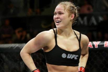 Ronda Rousey está en el salón de la fama de UFC.
