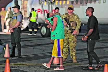 El Gobierno de Panamá deportó un primer grupo de 29 migrantes que cruzó el Darién ilegalmente, de acuerdo a un memorando de entendimiento entre los gobiernos de Panamá y los Estados Unidos.