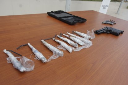 Se encontraron 214 paquetes de heroína.