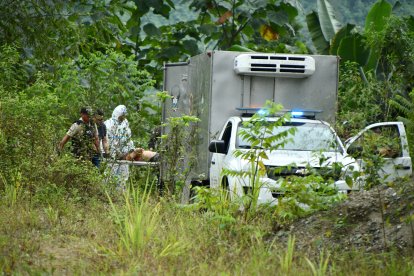 Los cadáveres tenían heridas de arma blanca y arma de fuego, además presentaban signos de haber sido torturados.