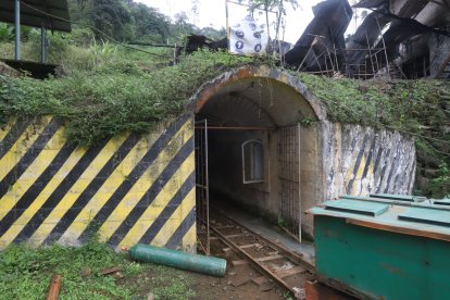 Acceso a la montaña de la mina La Tormenta, tomada por criminales.