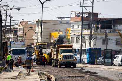 La cabildo ha invertido $ 30 millones en obras de pavimentación y asfaltado en el Guasmo, Suburbio y otras zonas que han estado abandonadas.