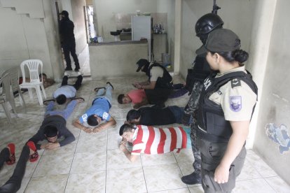 Agentes policiales y otros funcionarios intervinieron en el sector este miércoles 28 de agosto.