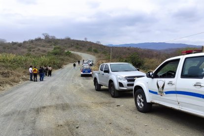 Tres cadáveres fueron hallados en vía de Manabí.