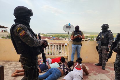 El momento de la detención en Esmeraldas.