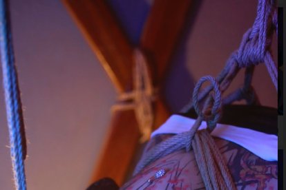 Paula Francisca también realiza fotos con estilo shibari.