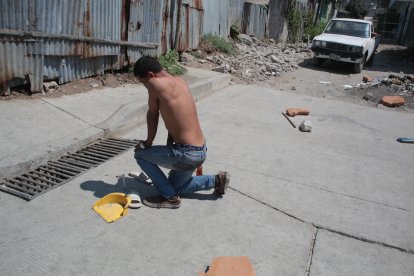 La noche del 24 de agosto, cuatro consumidores de drogas fueron acribillados en este sector de Guayaquil.