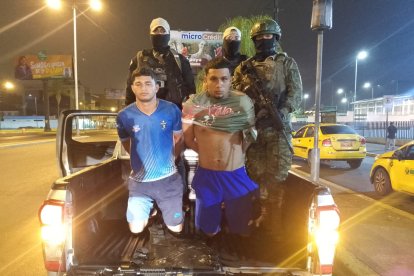 Varios detenidos en Quevedo.