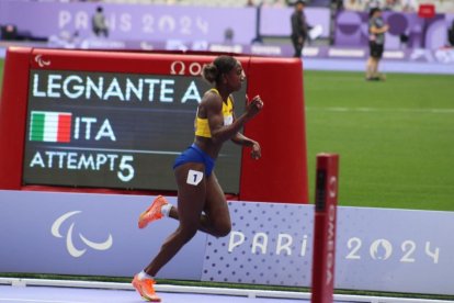 Kiara Rodríguez se consagró como la mujer más veloz del mundo en los Juegos Paralímpicos de París 2024 tras liderar los 100 metros de la categoría T47.