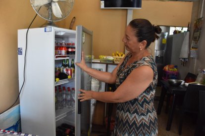 La propietaria de una tienda expuso su temor por sus productos que requieren refrigeración.
