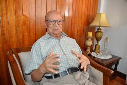 Gonzalo Rodríguez Calderón relata la historia de su amado cantón.