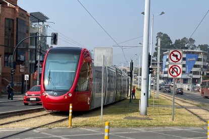 Mientras duró el corte de energía, las unidades del tranvía que estaban en recorrido se quedaron varadas.