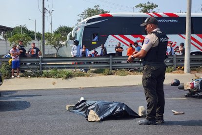 La Policía llegó a la escena del crimen.