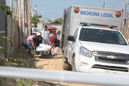 En la cooperativa Una Sola Fuerza 2, de Durán, asesinaron a un hombre.