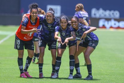 Dragonas  jugará la final ante Barcelona SC.