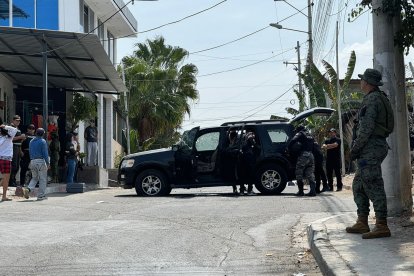 Una mujer y su hija fueron las víctimas mortales en Manta.