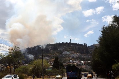 El incendio en El Panecillo ocurrió este jueves 12 de septiembre.