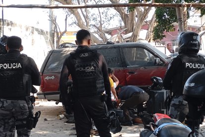 El crimen de un hombre ocurrió en un taller mecánico de Playas.