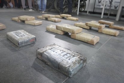 Los 51 paquetes de cocaina hallados en una casa de Nueva Prosperina.
