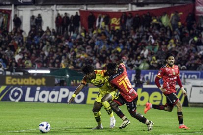 Deportivo Cuenca derrotó a Barcelona.