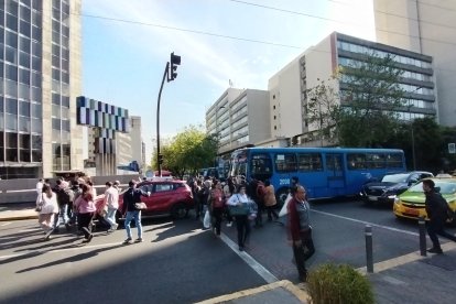 En la avenida Patria hubo un caos con el apagón momentáneo.