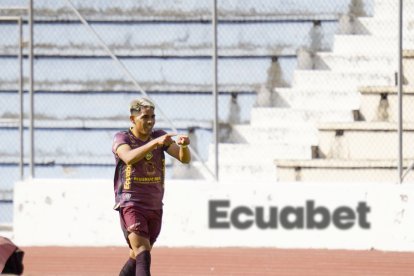 Enzo Fernández el goleador de Mushuc Runa en la fecha 7.