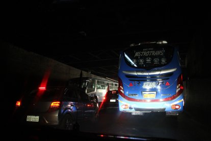 En los túneles tampoco había energía eléctrica. Hubo congestión.