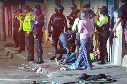 La atención primaria se dio en el lugar. Luego fueron llevados a hospitales.