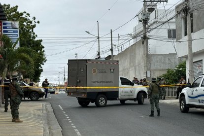 La Policía llegó al sitio para determinar lo que ocurrió.