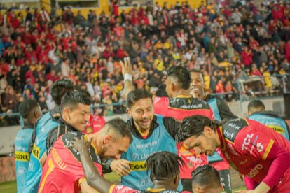 Danny Luna  y una locura de celebración en el Alejandro Serrano Aguilar.