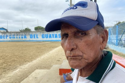 Sergio Polanco directivo de la liga Félix Calle, que ha puesto de moda el uso de transmisores en los árbitros.