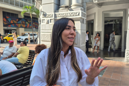 Gabriela Pazos es una joven abogada guayaquileña que labora en uno de los edificios de la avenida 9 de Octubre.