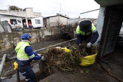 En este punto fue donde los vehículos fueron ‘tragados’ por las aguas cuando hubo el fuerte aguacero.
