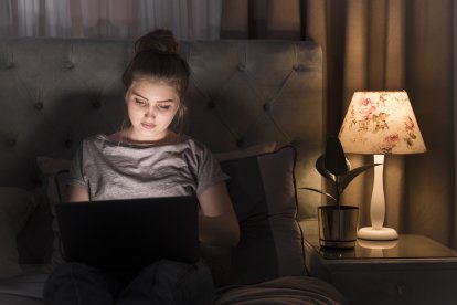 Los apagones en Ecuador ofrecen una oportunidad única para educar a la familia sobre el ahorro energético.