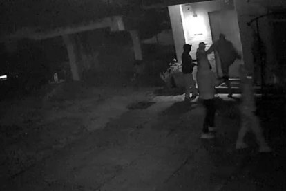 Así se registró la irrupción a la casa de Verónica.