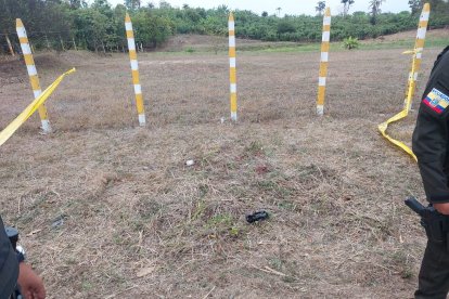 Solo manchas quedaron en el sitio donde se cometió un doble crimen.

ag - periodista
ag - granasa