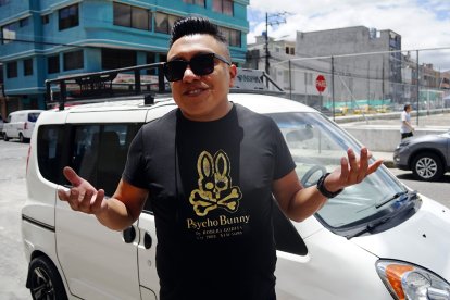 Pablo Iza explica que sus servicios bajaron desde que llegó la crisis energética.