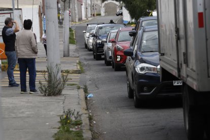 Esta situación se observa a diario en este acceso que lleva a los sectores Velasco, Mena del Hierro y El Condado.