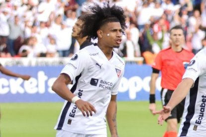 Marco Angulo sigue en el hospital después del accidente de tránsito.