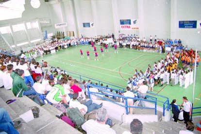 El coliseo Granasa en los 90, fue el lugar de muchas celebraciones.