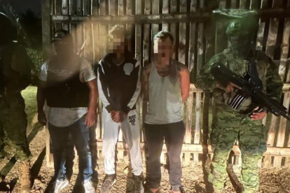 Las pruebas y los detenidos fueron entregados a la autoridad correspondiente.