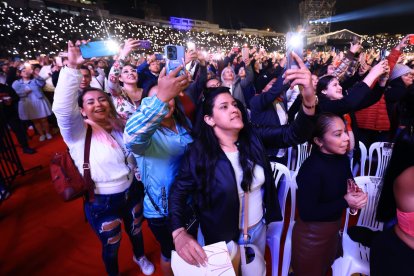 Las fanáticas cantaron a todo pulmón.