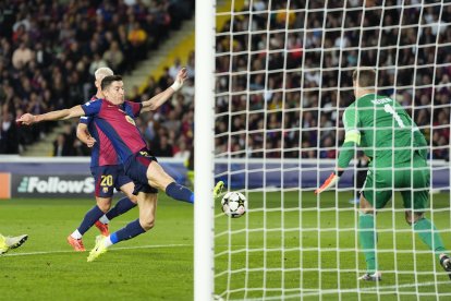 FC Barcelona sumó 6 puntos en la fase de la liga de Champions League.